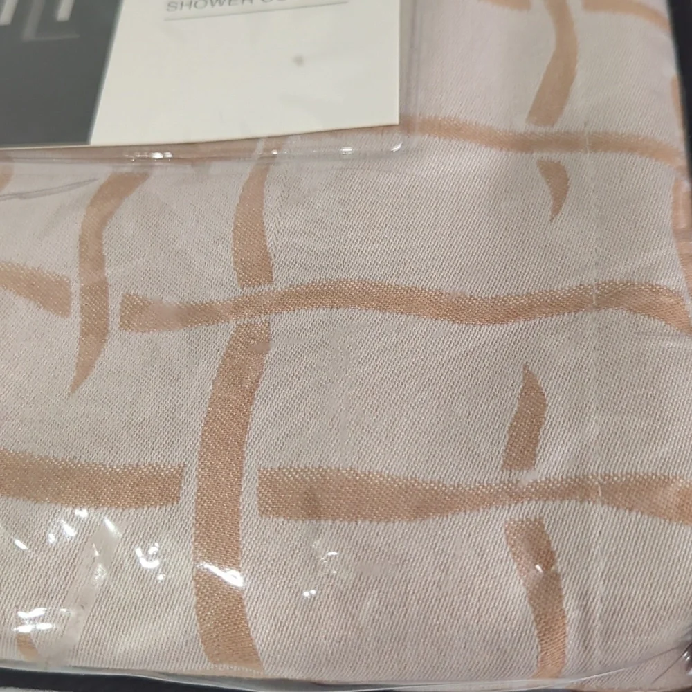 NWT Shower Curtain with Beige and Tan Geometric Design (72x72)